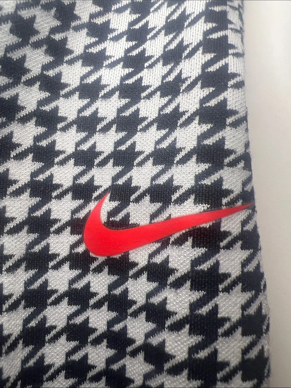 Nike One Icon Clash Houndstooth Leggings Medium Black White Dri-FIT 7/8 Athletic